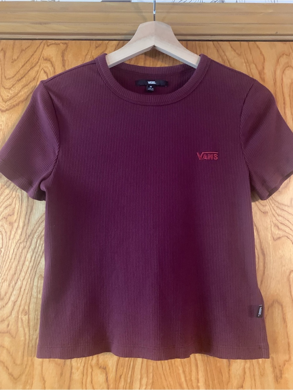 Vans Ribbed Crewneck Tee in Maroon